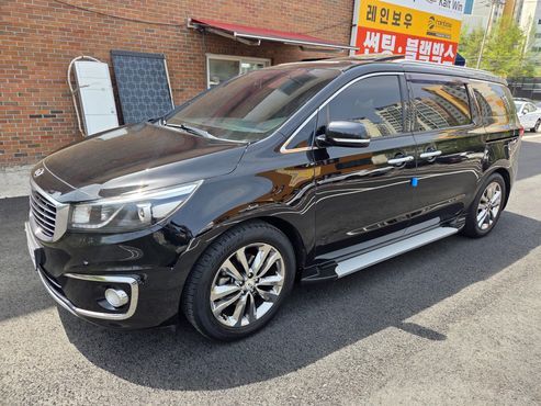 Kia Carnival 9-seater Prestige — пробег 155 876 км — фото 4 из 5