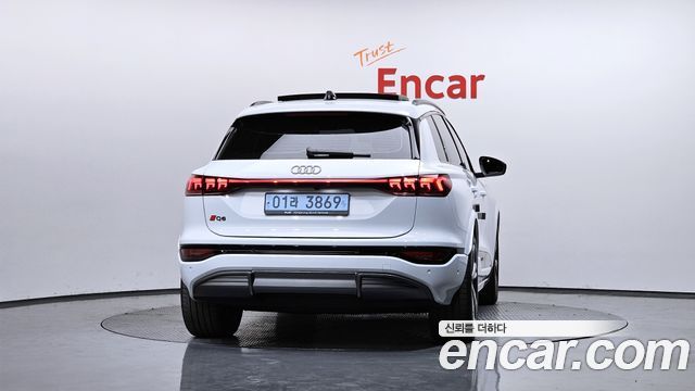 Audi Q6 e-tron из Кореи Encar