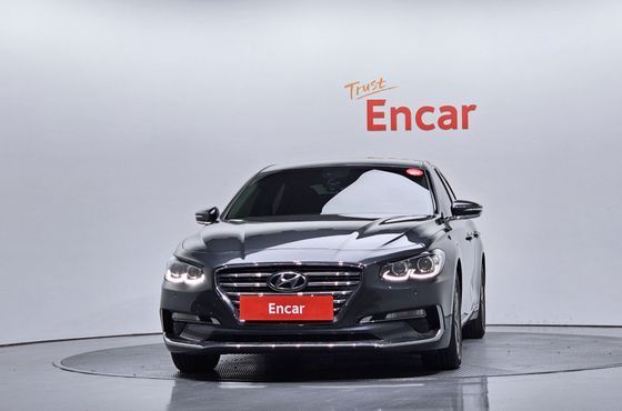 Hyundai Grandeur 2.2 Diesel Premium — пробег 186 680 км — фото 3 из 5