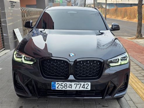 BMW X4 xDrive20i M Sport Pro Special Edition — пробег 3 315 км — фото 1 из 5