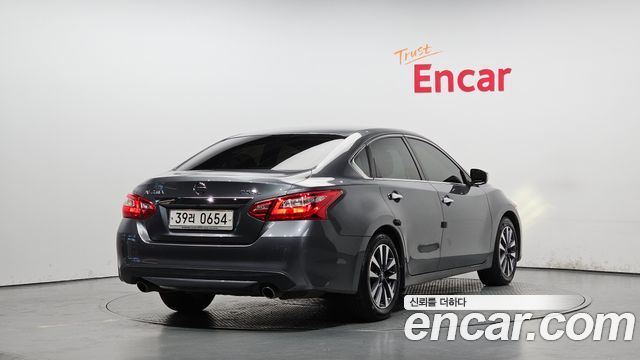 Nissan Altima 2.5 L33 — пробег 72 450 км — фото 2 из 5
