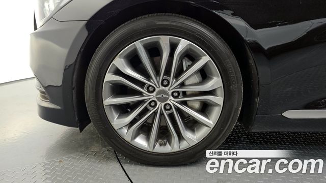 Hyundai Genesis из Кореи Encar