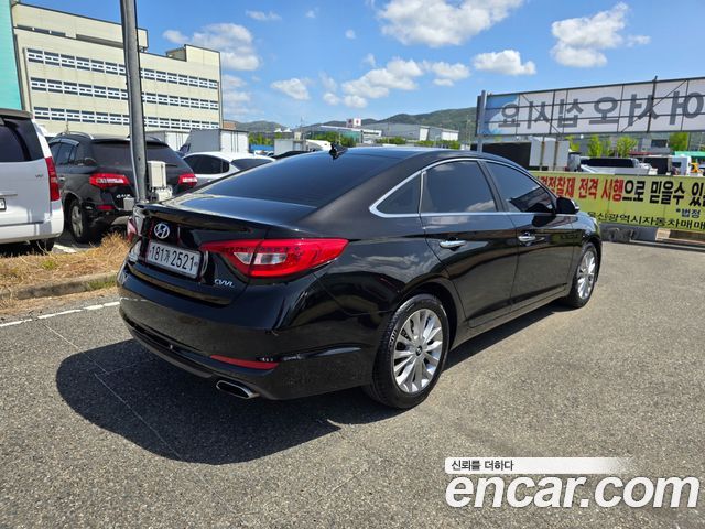 Hyundai Sonata 2.0 Premium Special — пробег 140 003 км — фото 5 из 5