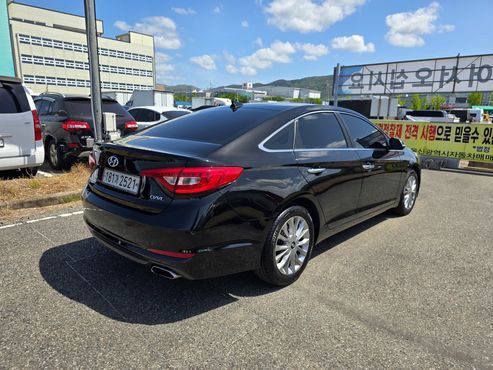Hyundai Sonata 2.0 Premium Special — пробег 140 003 км — фото 5 из 5