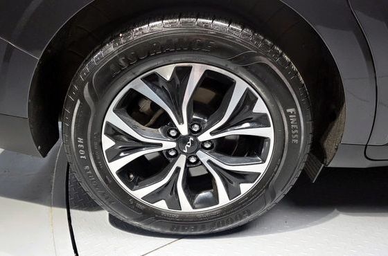 Kia Carnival 9-Seater Prestige — пробег 68 763 км — фото 5 из 5