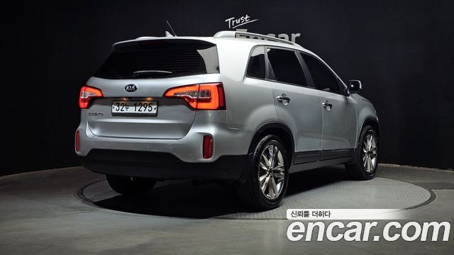 Kia Sorento Diesel 2.0 2WD Prestige — пробег 152 401 км — фото 2 из 5