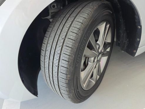 Hyundai AVANTE 1.6 GDI Modern — пробег 129 000 км — фото 5 из 5