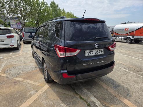 Ssangyong KORANDO 4WD RX 9-seater — пробег 150 000 км — фото 4 из 5