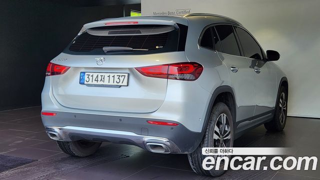 Mercedes-Benz GLA-Class из Кореи Encar