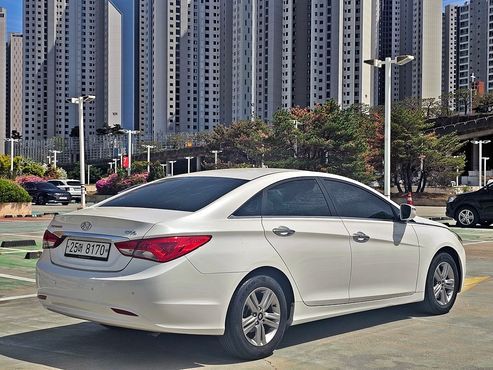 Hyundai Sonata CVVL Smart — пробег 111 424 км — фото 2 из 5