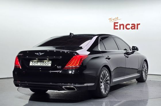 Genesis EQ900 3.3 T-GDI AWD Premiun Luxury — пробег 136 313 км — фото 2 из 5
