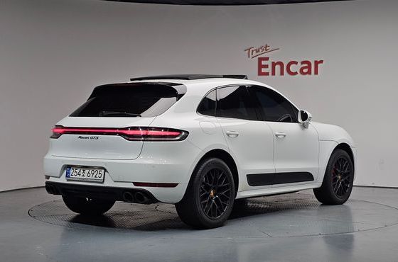 Porsche Macan 3.0 GTS 95B — пробег 60 439 км — фото 2 из 5