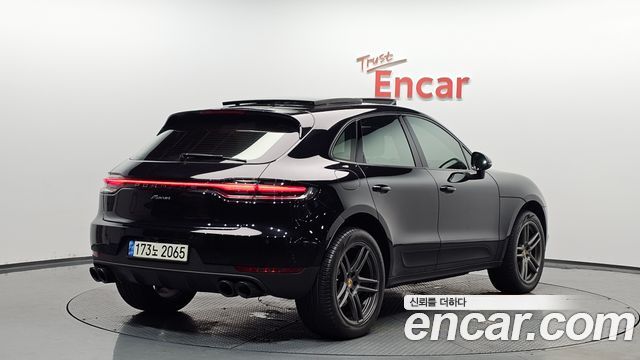 Porsche Macan из Кореи Encar