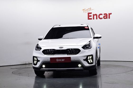 Kia Niro 1.6 HEV Noblesse Special — пробег 126 890 км — фото 3 из 5