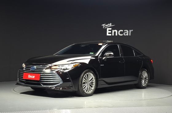 Toyota Avalon 2.5 Hybrid — пробег 48 569 км — фото 1 из 5