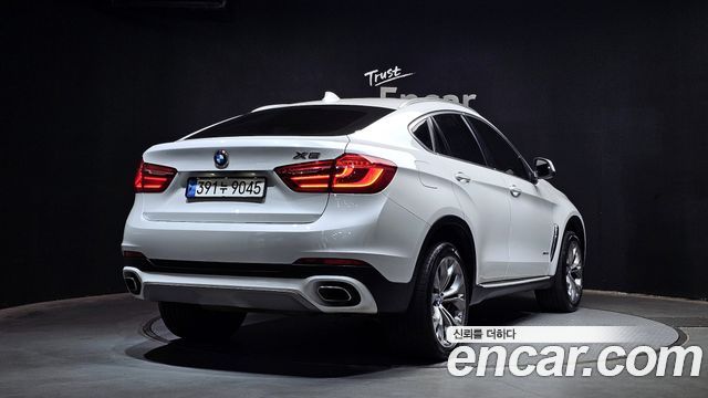 BMW X6 xDrive 30d — пробег 121 148 км — фото 2 из 5