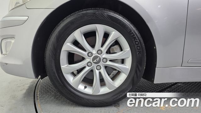 Hyundai Genesis из Кореи Encar