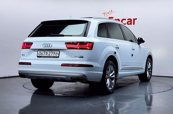 Audi Q7 45 TFSI Quattro — пробег 145 093 км — фото 2 из 5