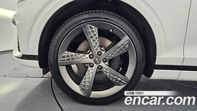 Genesis GV70 из Кореи Encar