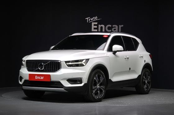 Volvo XC40 T4 Inscription — пробег 56 631 км — фото 1 из 5