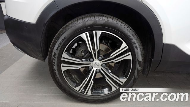 Volvo XC40 из Кореи Encar
