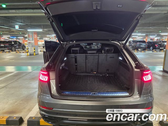Audi Q8 55 TFSI Quattro Premium — пробег 53 000 км — фото 4 из 5