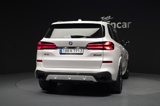 BMW X5 xDrive 40i M Sport — пробег 5 423 км — фото 4 из 5