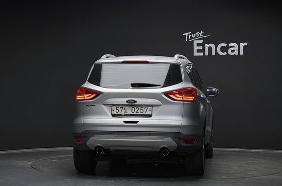 Ford Kuga 2.0 Diesel Trend — пробег 177 741 км — фото 4 из 5