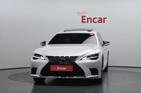 Lexus LS 3.5 Supreme AWD — пробег 48 100 км — фото 3 из 5