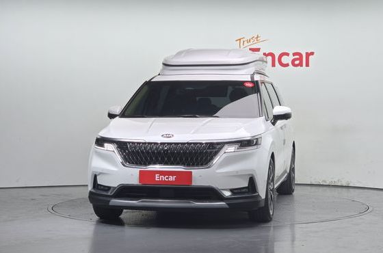Kia Carnival 9-Seater Signature — пробег 44 683 км — фото 3 из 5