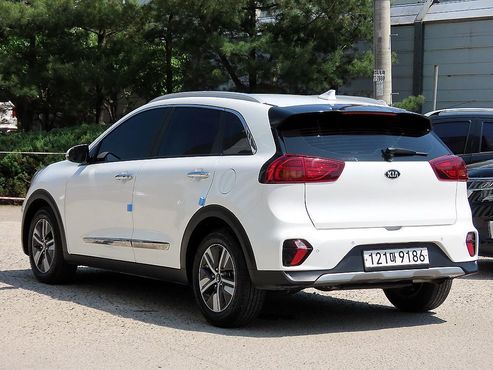 Kia Niro 1.6 HEV Prestige — пробег 37 417 км — фото 3 из 5
