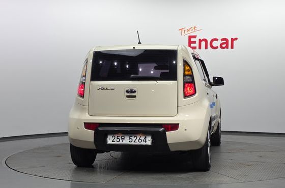 Kia Soul 1.6 2U Safety — пробег 137 377 км — фото 4 из 5