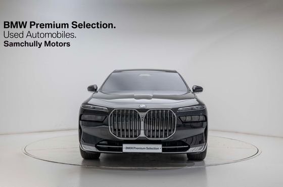 BMW 7-Series 740i sDrive Design Pure Excellence — пробег 43 523 км — фото 2 из 5