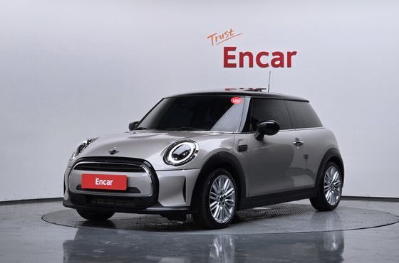 Mini Cooper Classic Plus Launch Pack Third Generation — пробег 36 043 км — фото 1 из 5