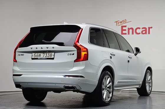 Volvo XC90 D5 Inscription — пробег 103 458 км — фото 2 из 5