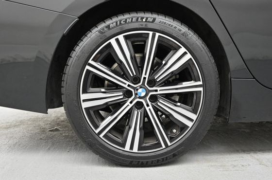 BMW 3-Series 320d Touring — пробег 11 904 км — фото 5 из 5