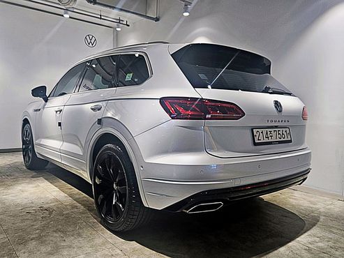 Volkswagen Touareg 3.0 TDI R-Line — пробег 21 766 км — фото 2 из 5