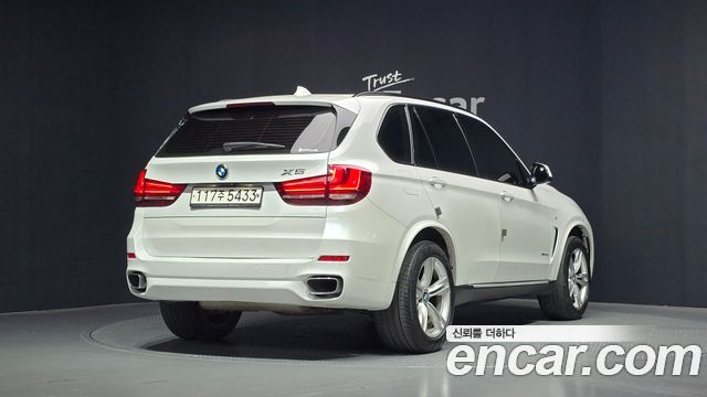 BMW X5 xDrive 30d M Sport package — пробег 92 766 км — фото 2 из 5