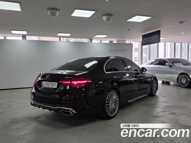 Mercedes-Benz C-Class C300 4MATIC AMG Line — пробег 78 250 км — фото 2 из 5