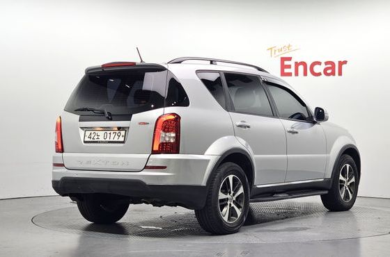 Ssangyong Rexton 2.2 4WD RX7 Luxury — пробег 83 878 км — фото 2 из 5