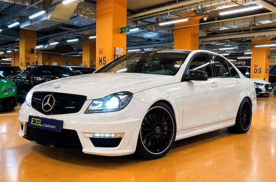 Mercedes-Benz C-Class C63 AMG Sedan — пробег 149 000 км — фото 1 из 5