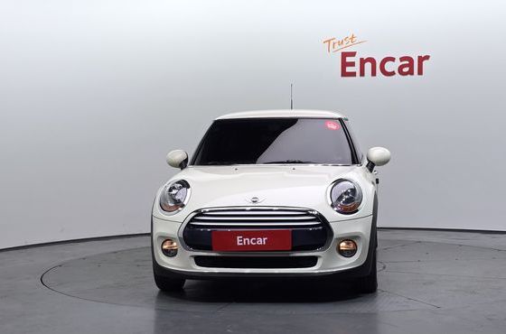 Mini Cooper Standard 3rd — пробег 66 861 км — фото 3 из 5