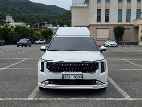 Kia Carnival Gasoline 9-Seater Hi Limousine (7-seater Limousine(Special vehicle) — пробег 9 900 км — фото 3 из 5