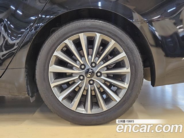 Kia K7 из Кореи Encar