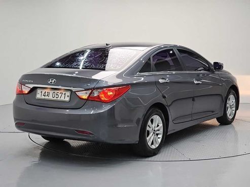 Hyundai Sonata LPi Luxury — пробег 171 843 км — фото 2 из 5