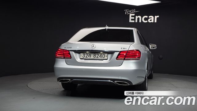 Mercedes-Benz E-Class из Кореи Encar