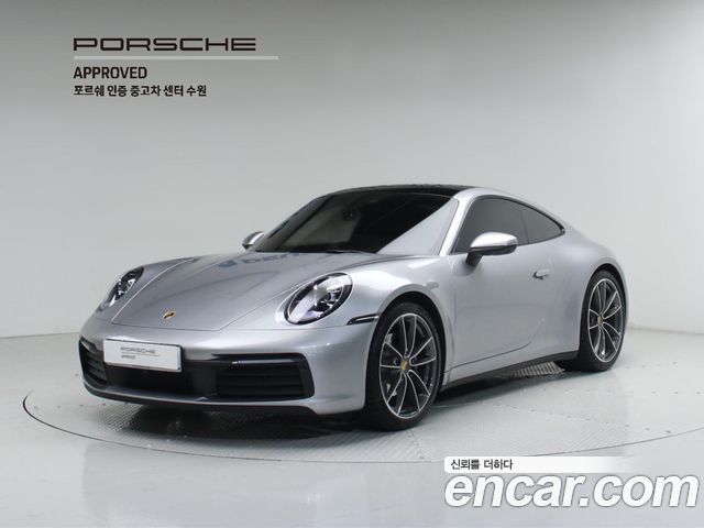 Porsche 911 Carrera — пробег 15 000 км — фото 1 из 5