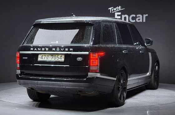 Land Rover Range Rover 4.4 SDV8 AB LWB DIESEL — пробег 104 440 км — фото 2 из 5