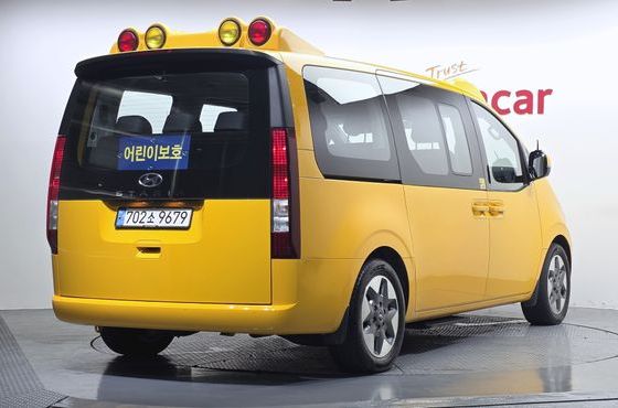 Hyundai Staria L3.5 Kinder Safety Car 11-Seater — пробег 41 639 км — фото 2 из 5