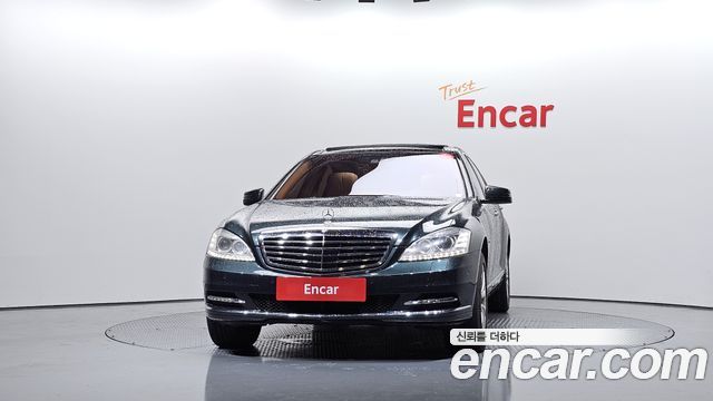 Mercedes-Benz S-Class S500L BlueEFFICIENCY — пробег 207 768 км — фото 3 из 5